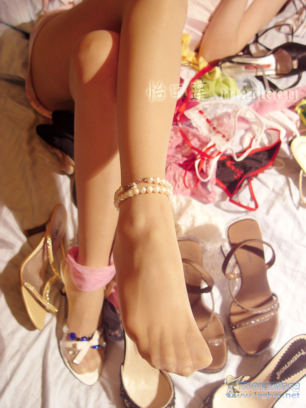 淡淡猫香全部丝袜套图大合集 1